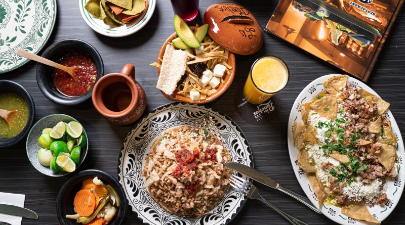 Los Panchos recibe el premio Homenaje a la Trayectoria en la Guía México Gastronómico 2026